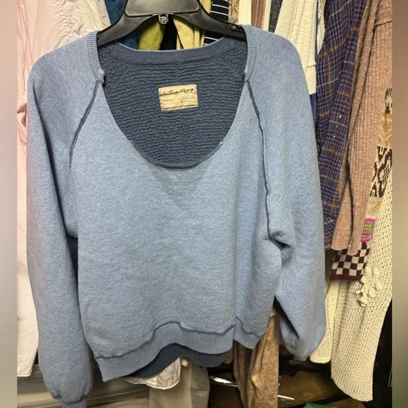 We The Free Midnight Pullover in Blue Size Medium retail $158 Like New! - Picture 3 of 5